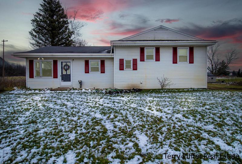 5066 E O Ave, Kalamazoo, MI 49048 - MLS 23145575 for Sale