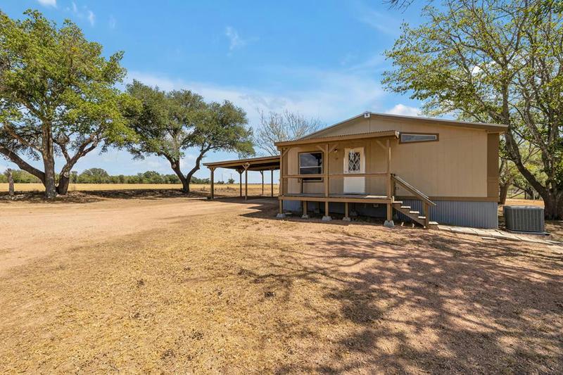 216 HAMILTON LN, Fredericksburg, TX 78624 Manufactured Home For Sale  MLS# 89275