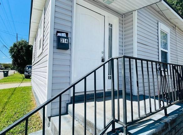 314 W 4th St - Corbin, KY 40701 - Home For Rent