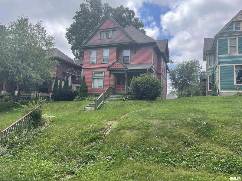 521 W 8TH Street, 2, Davenport, IA 52803  613451761 for Rent
