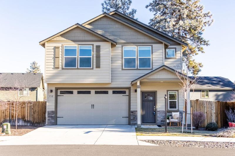 732 N Roundhouse Court, Sisters OR 97759 for Sale