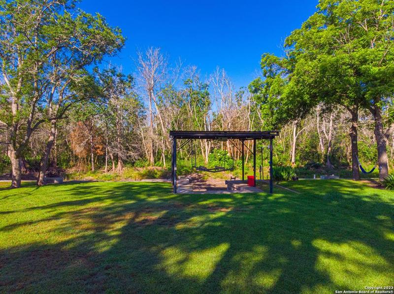 116 LAKESIDE DR, Seguin, TX 78155 for Sale