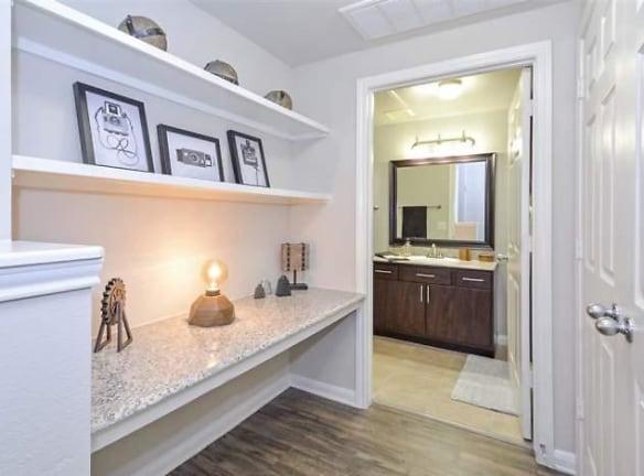 6301 Almeda Rd unit 223 - Houston, TX 77021 - Home For Rent
