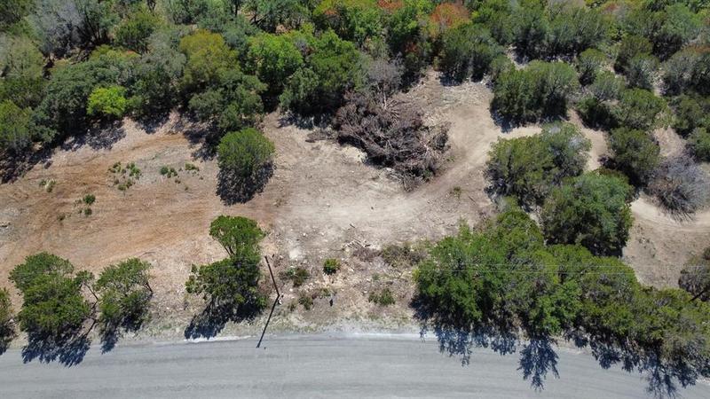 817 Thicket Trl, Granbury, TX 76048 for Sale
