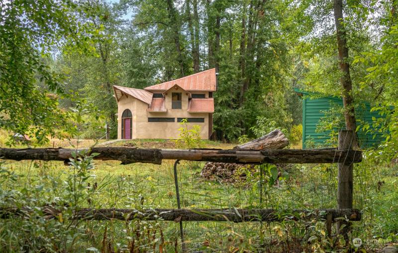 9455 MERRY CANYON RD, Leavenworth, WA 98826 Single Family Residence For Sale  MLS# 2166949 for Rent