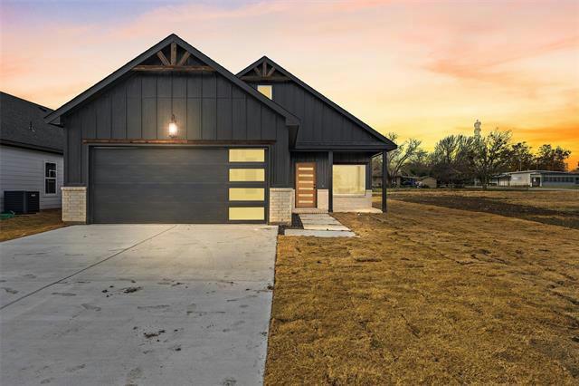 704 ROSS ST, Hillsboro, TX 76645 Single Family Residence For Sale  MLS# 20498257 for Rent