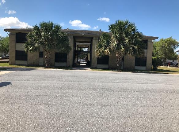 Robin Hood Apartments - 616 S F St - Harlingen, TX Apartments for Rent