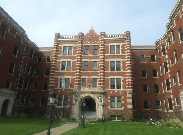 Forest Arms Apartments - 4625 2nd Ave - Detroit, MI Apartments for Rent