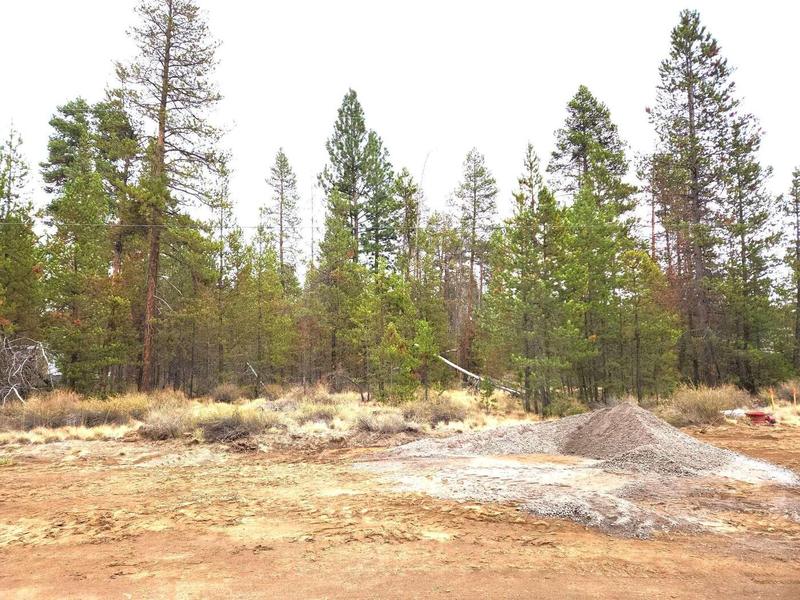 52510 Pine Drive, La Pine, OR 97739  605287153 for Sale