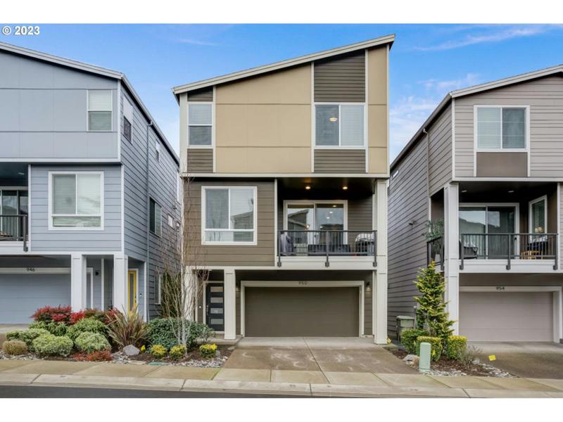 950 SW ADRIAN TER, Beaverton, OR 97005 Single Family Residence For Sale  MLS# 23424998