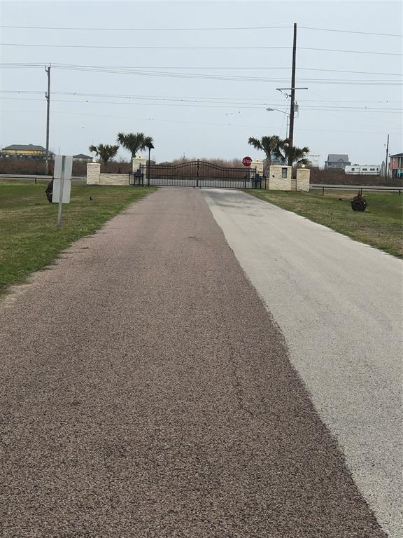 1160 Lagoon Dr, Crystal Beach, TX 77650 for Sale