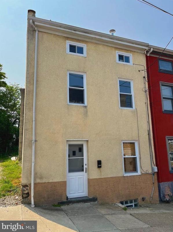 145 Levering St, Philadelphia, PA 19127 - MLS PAPH2268122 for Rent
