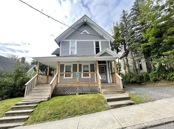 31 Clayton Ave unit 1 - Cortland, NY 13045 - Home For Rent