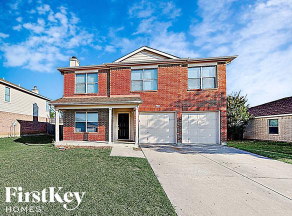 1405 Kilkenny Drive - Arlington, TX 76002 - Home For Rent