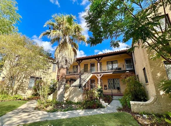 127 W Craig Pl - San Antonio, TX 78212 - Home For Rent