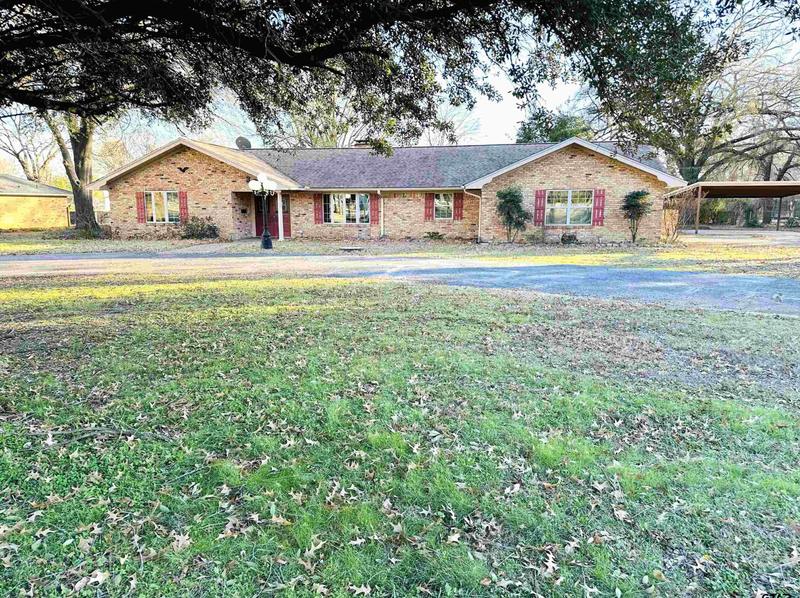 307 W Coke Rd, Winnsboro, TX 75494 - MLS 24000815 for Sale