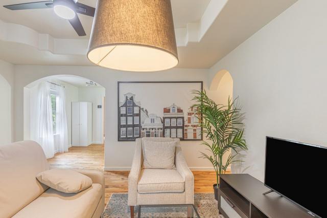 1 Bedroom In Austin Austin 78752-4142 for Rent