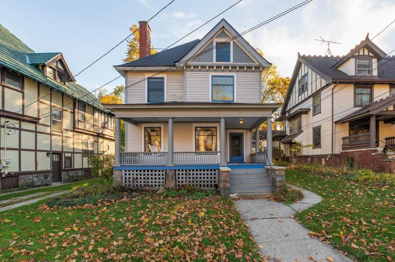 1223 Grand Ave, Kalamazoo, MI 49006 - MLS 23141842 for Sale