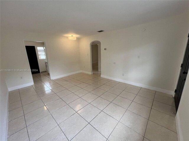 Home For Rent In Miami, Florida