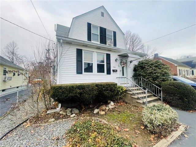 3 Bedroom 1.5 Bath In North Providence RI 02911 for Rent