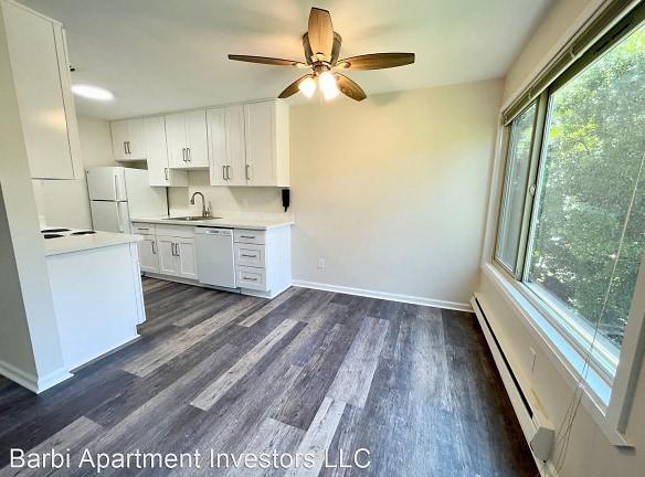 5319 24th Ave NE Seattle, WA 98105 - Home For Rent