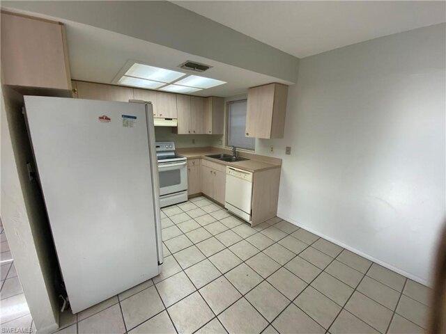 Home For Rent In Fort Myers, Florida