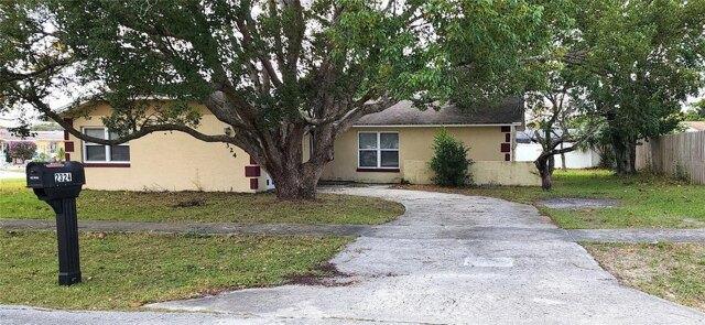 3 Bedroom 2 Bath In Deltona FL 32738 for Rent
