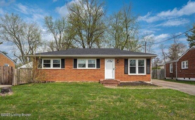 3 Bedroom 1.5 Bath In Louisville KY 40229 for Rent