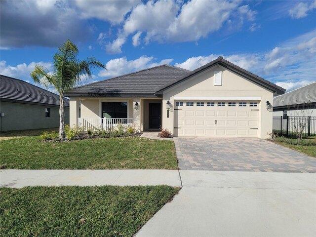 3 Bedroom 2 Bath In Auburndale FL 33823 for Rent