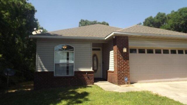3 Bedroom 2 Bath In Crestview FL 32539 for Rent
