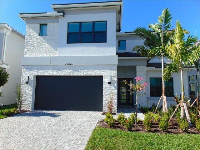 5 Bedroom 5 Bath In Estero FL 33928 for Rent