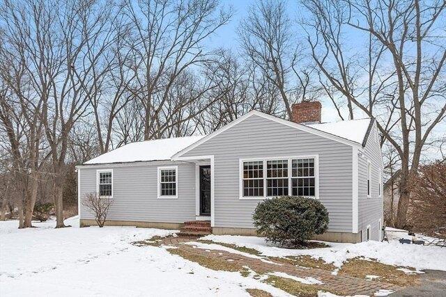 3 Bedroom 1 Bath In Newbury MA 01951 for Rent