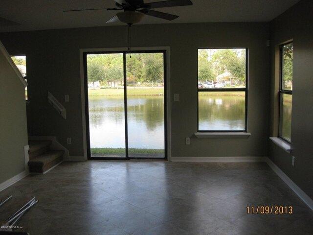 3 Bedroom 2.5 Bath In Jacksonville FL 32210 for Rent