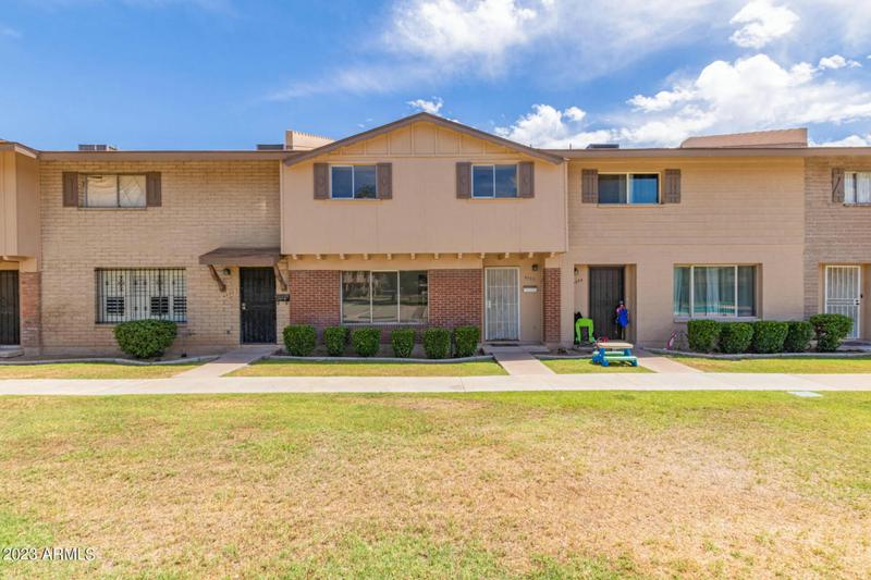 4332 W OCOTILLO RD # 206, Glendale, AZ 85301 Condo/Townhouse For Sale  MLS# 6652451 for Rent