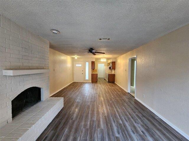 2 Bedroom 2 Bath In Arlington TX 76012 for Rent