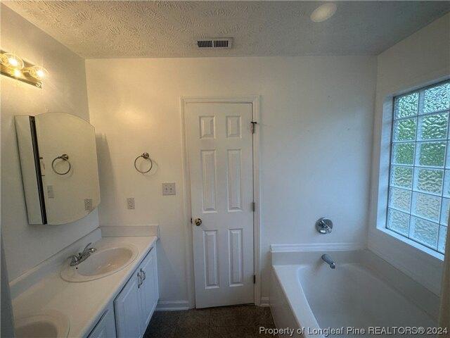 Home For Rent In Raeford, North Carolina