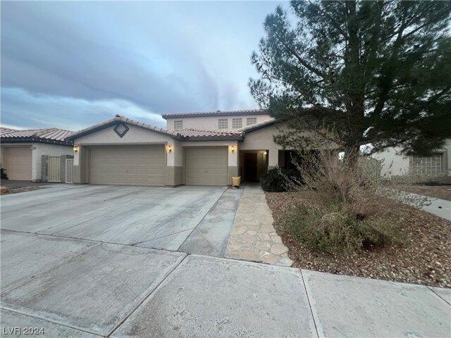 4 Bedroom 3.5 Bath In Las Vegas NV 89131 for Rent