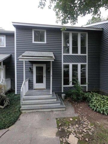 3 Bedroom 2.5 Bath In Cary NC 27513 for Rent
