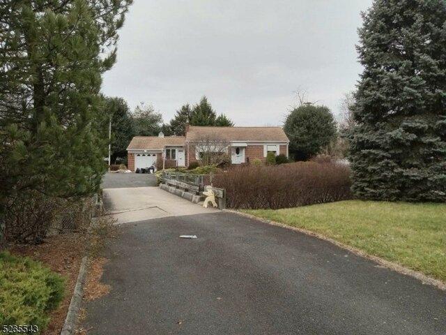 2 Bedroom 2 Bath In Linden NJ 07036 for Rent
