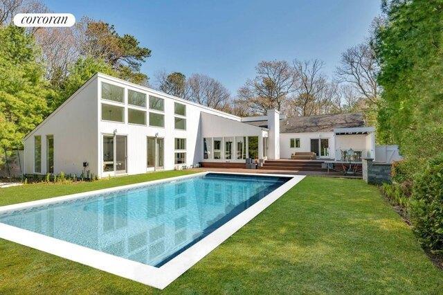 4 Bedroom 5.5 Bath In East Hampton NY 11937 for Rent