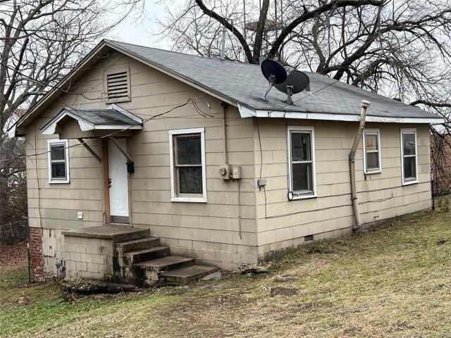 2 Bedroom 1 Bath In Tahlequah OK 74464 for Rent