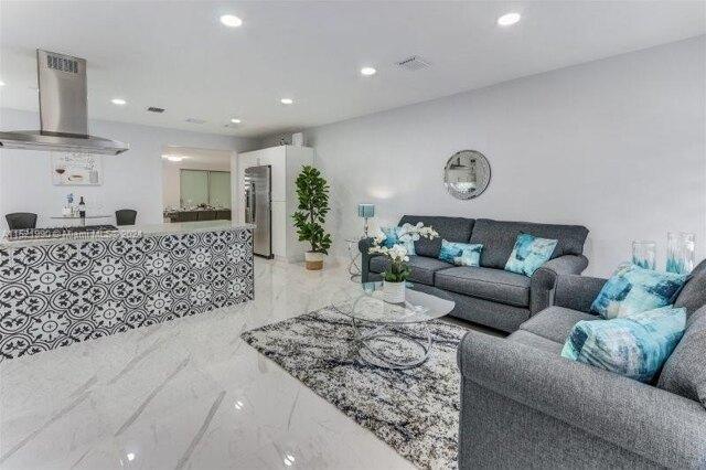 3 Bedroom 1 Bath In Hialeah FL 33012 for Rent