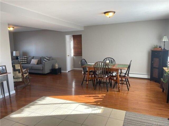 2 Bedroom 1 Bath In Enfield CT 06082 for Rent