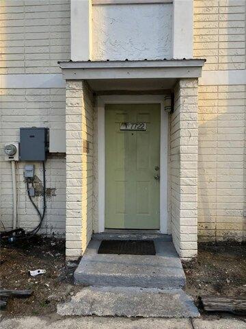 3 Bedroom 2.5 Bath In Tampa FL 33615 for Rent