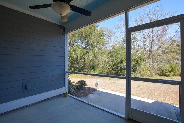 4 Bedroom 3 Bath In Mount Pleasant SC 29464 for Rent
