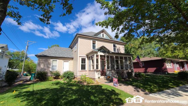 3 Bedroom 2 Bath In Hudson WI 54016 for Rent