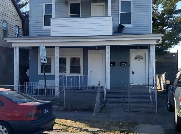 183 4th St unit 1 Bridgeport, CT 06607 - Home For Rent