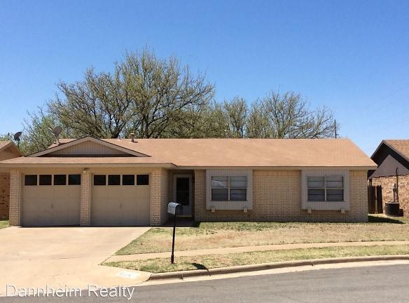 8204 Geneva Dr Lubbock, TX 79423 - Home For Rent