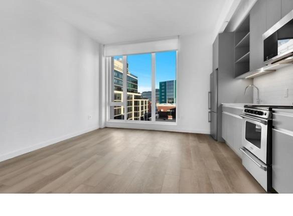 29 40th Ave unit 308 Queens, NY 11363 - Home For Rent