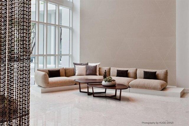 Condo For Rent In Miami, Florida